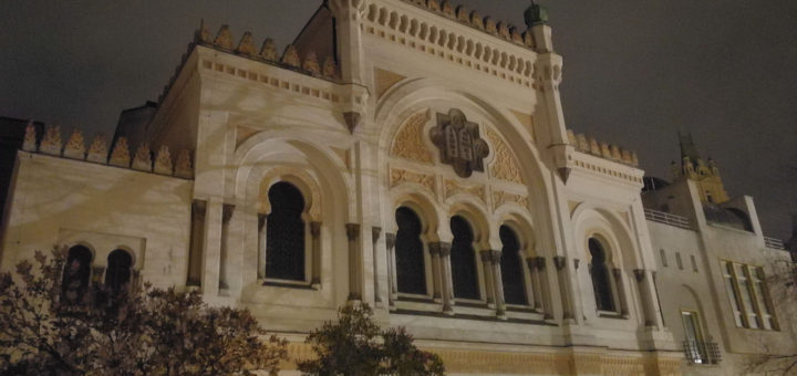 Dušní 141/12: The Spanish Synagogue