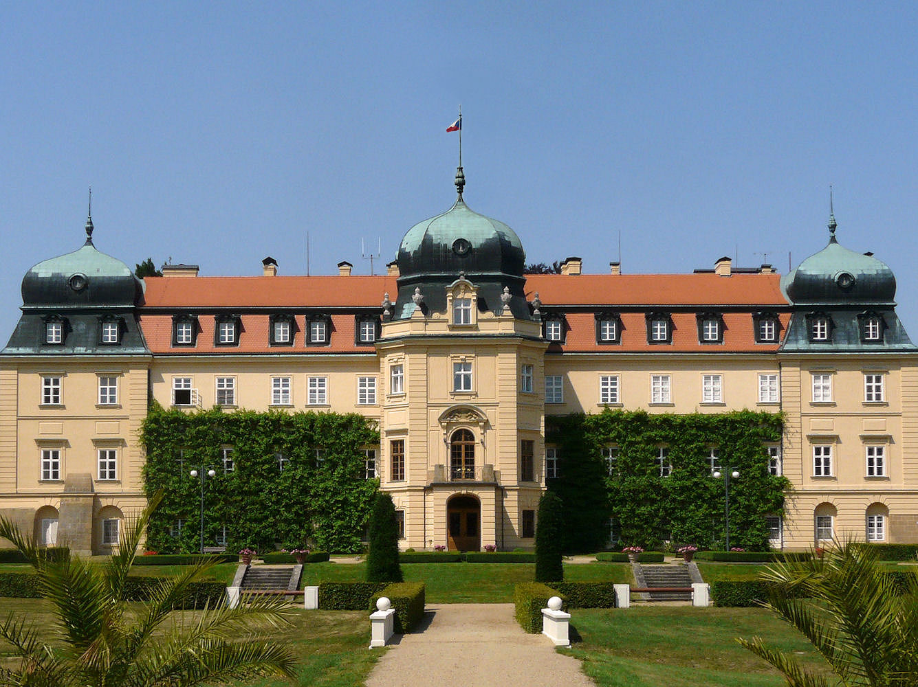 Lany chateau
