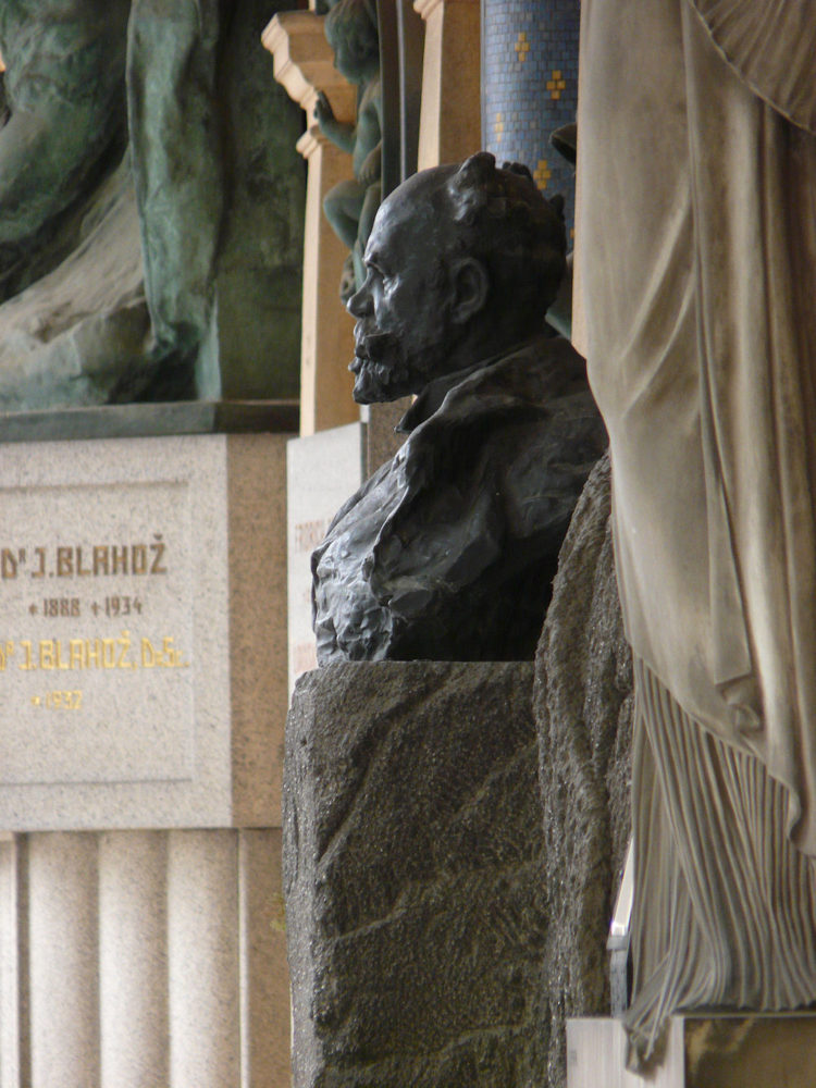 Bust of Dvořák by Šaloun, Vyšehrad 